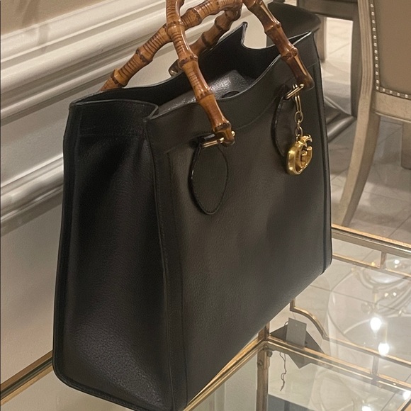 Gucci Diana Black Leather Bamboo Tote Bag - Picture 6 of 17